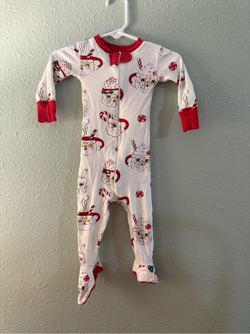 The Beaufort Bonnet Company White & Red Santa Mug Print Footed One-Piece